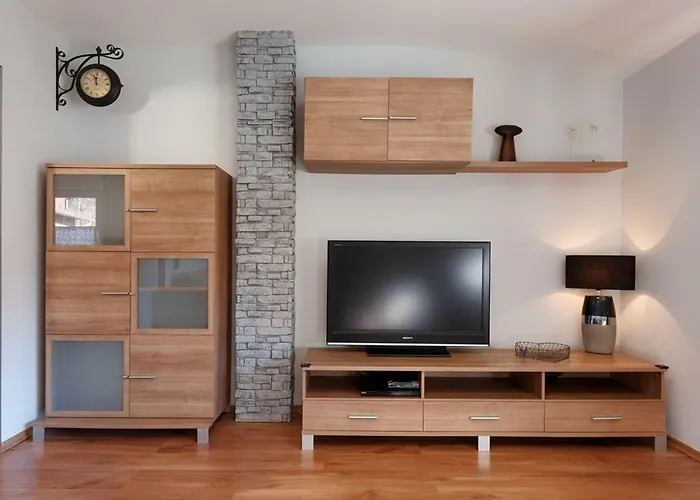 Na Mysliwskiej דירה